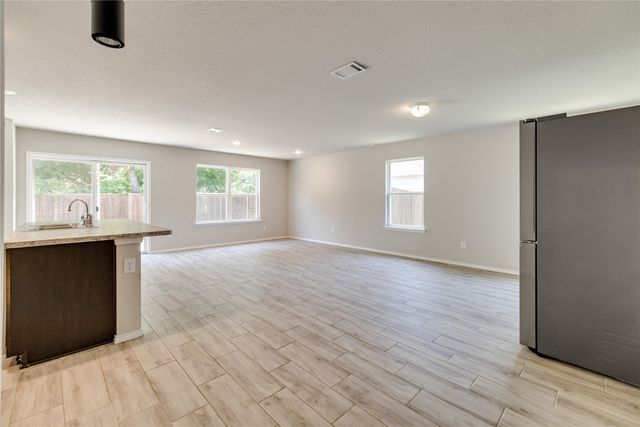 115 Rock Creek, Terrell, TX 75160