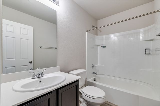 115 Rock Creek, Terrell, TX 75160