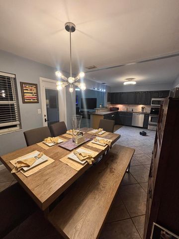 720 NE 7th Street, Pompano Beach, FL 33060