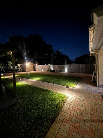 720 NE 7th Street, Pompano Beach, FL 33060