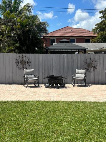 720 NE 7th Street, Pompano Beach, FL 33060