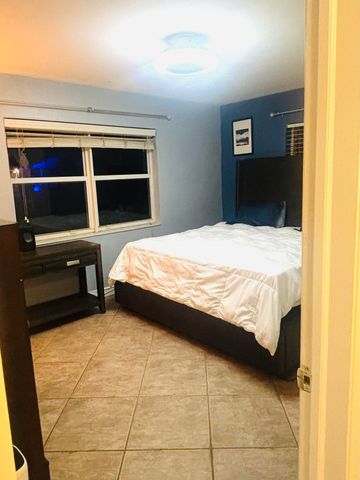 720 NE 7th Street, Pompano Beach, FL 33060