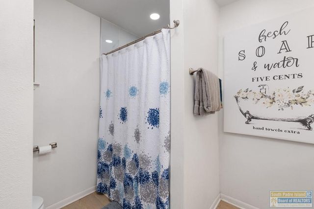 207 Ebony Lane, Laguna Vista, TX 78578