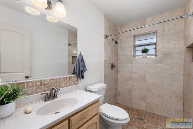 207 Ebony Lane, Laguna Vista, TX 78578