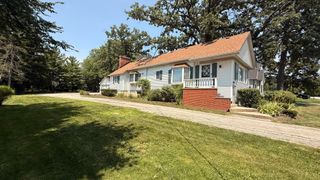 1804 Chapel Court, Northbrook, IL 60062