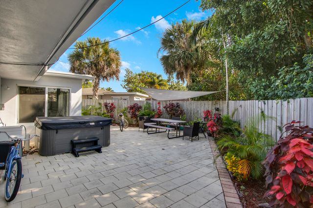 466 Tequesta Drive, Tequesta, FL 33469