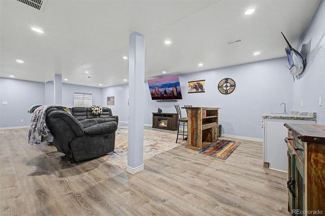 1914 74th Avenue, Greeley, CO 80634