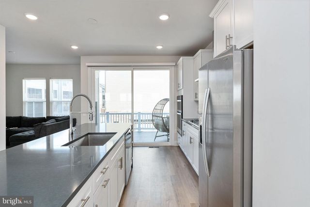 1747 RIVERBLUFF AVE, Dumfries, VA 22026