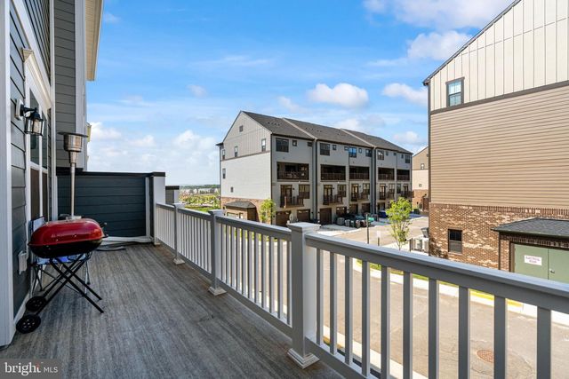 1747 RIVERBLUFF AVE, Dumfries, VA 22026