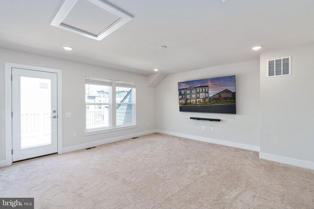 1747 RIVERBLUFF AVE, Dumfries, VA 22026