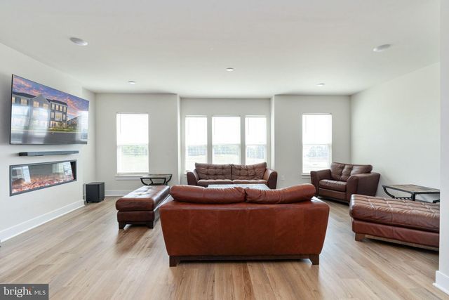 1747 RIVERBLUFF AVE, Dumfries, VA 22026