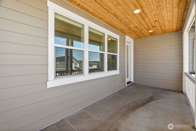 8440 28th Street Ct E, Edgewood, WA 98371