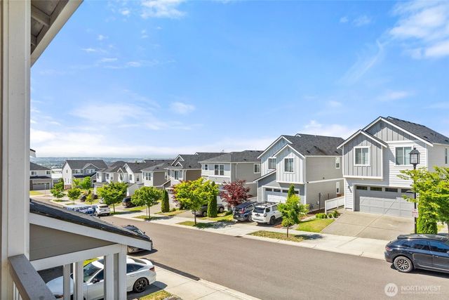8440 28th Street Ct E, Edgewood, WA 98371