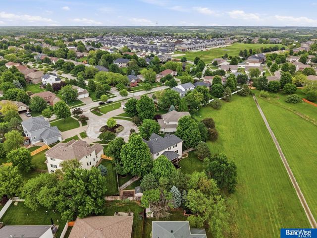 6120 Consentino Court, Lincoln, NE 68526