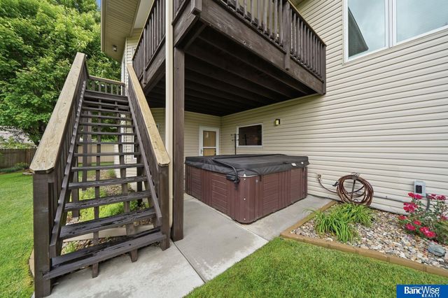 6120 Consentino Court, Lincoln, NE 68526
