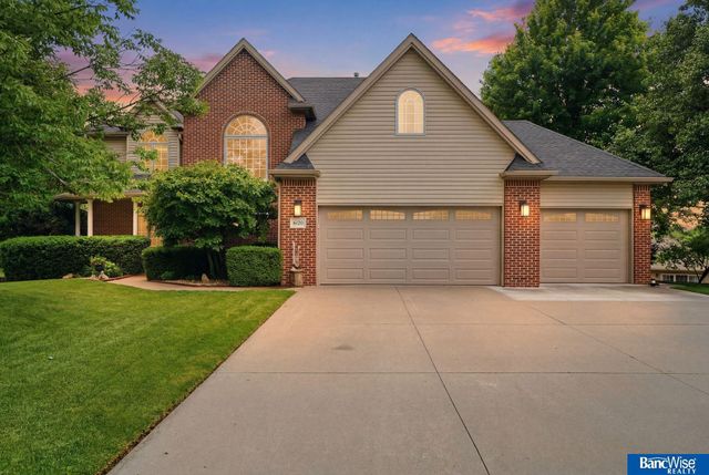 6120 Consentino Court, Lincoln, NE 68526