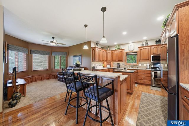 6120 Consentino Court, Lincoln, NE 68526