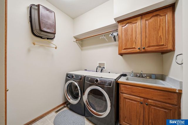 6120 Consentino Court, Lincoln, NE 68526