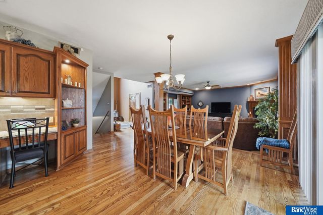 6120 Consentino Court, Lincoln, NE 68526
