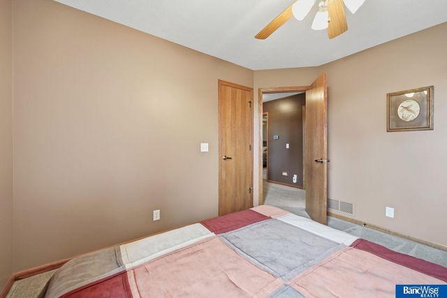 6120 Consentino Court, Lincoln, NE 68526