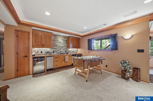 6120 Consentino Court, Lincoln, NE 68526