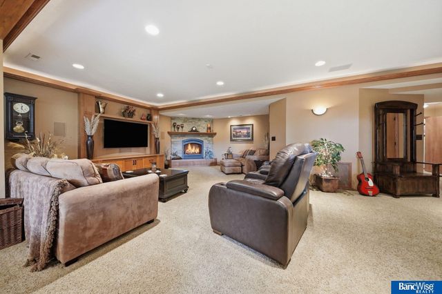6120 Consentino Court, Lincoln, NE 68526