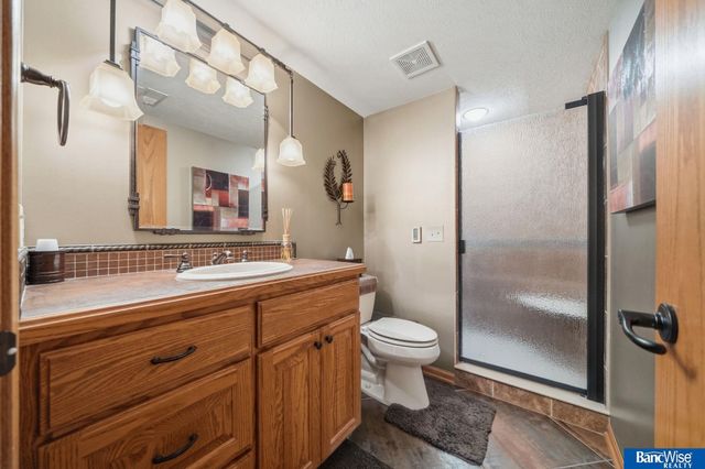 6120 Consentino Court, Lincoln, NE 68526