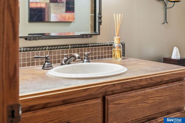 6120 Consentino Court, Lincoln, NE 68526
