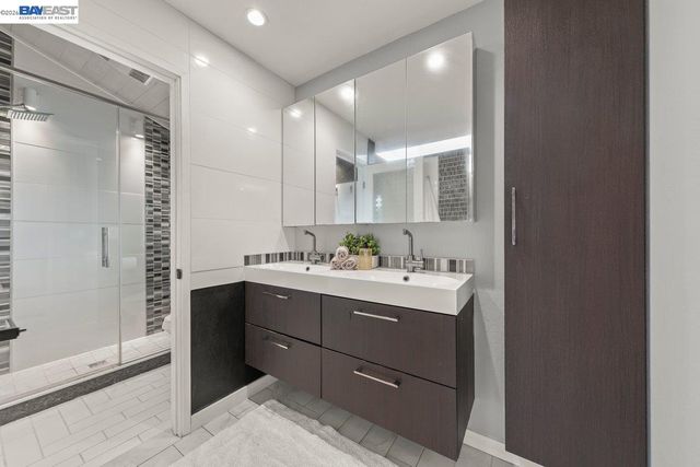 9797 Davona Drive, San Ramon, CA 94583