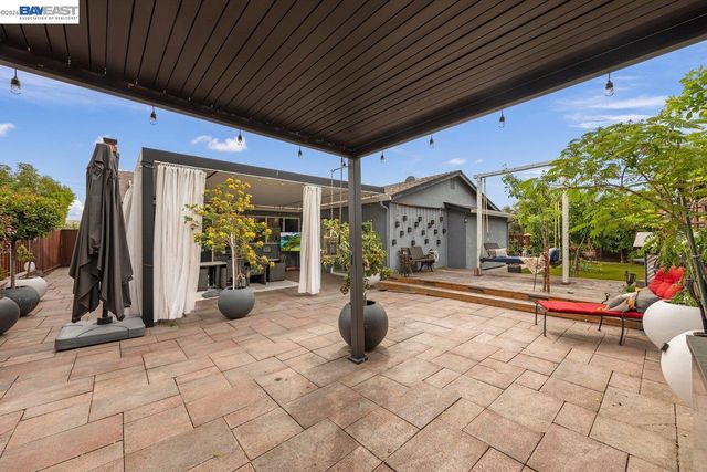 9797 Davona Drive, San Ramon, CA 94583