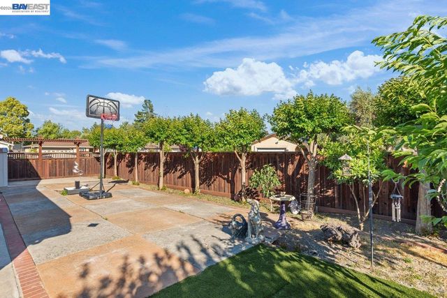 9797 Davona Drive, San Ramon, CA 94583