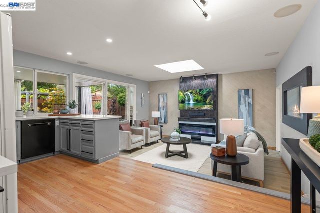 9797 Davona Drive, San Ramon, CA 94583