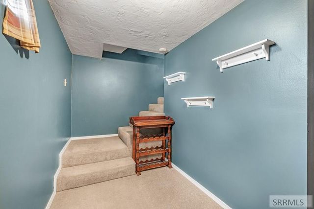 4061 N Main Street, Iona, ID 83427