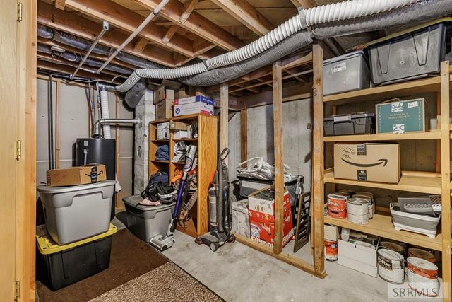 4061 N Main Street, Iona, ID 83427