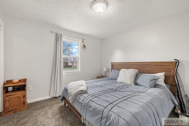 4061 N Main Street, Iona, ID 83427