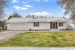4061 N Main Street, Iona, ID 83427
