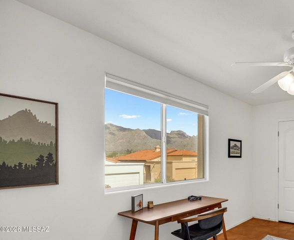 578 E Wagon Bluff Drive, Tucson, AZ 85704