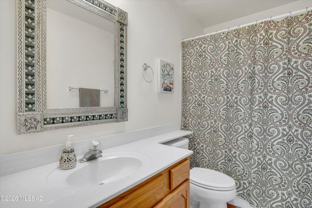 578 E Wagon Bluff Drive, Tucson, AZ 85704