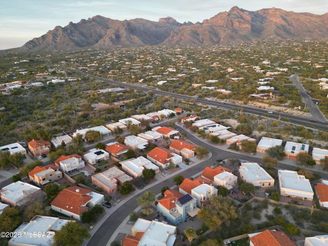 578 E Wagon Bluff Drive, Tucson, AZ 85704