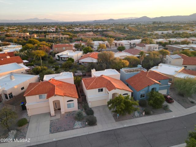 578 E Wagon Bluff Drive, Tucson, AZ 85704
