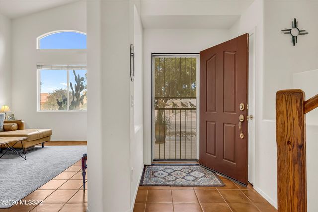 578 E Wagon Bluff Drive, Tucson, AZ 85704