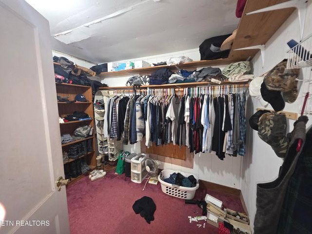 12184 Paw Paw Plains Rd, Lenoir City, TN 37771