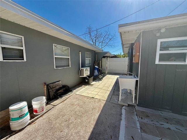 4732 ELDORADO DRIVE, Tampa, FL 33615