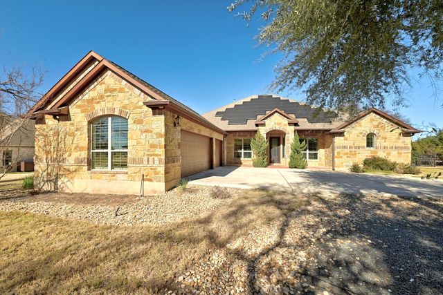 390 Hawthorne LOOP, Driftwood, TX 78619