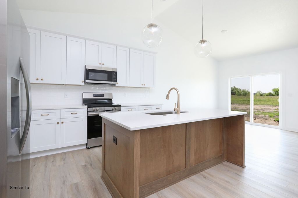 2408 NE 6th Street, Grimes, IA 50111