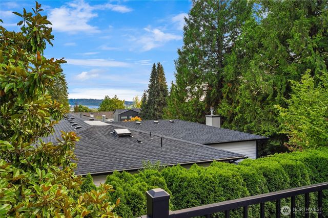 1106 3rd Street, Kirkland, WA 98033