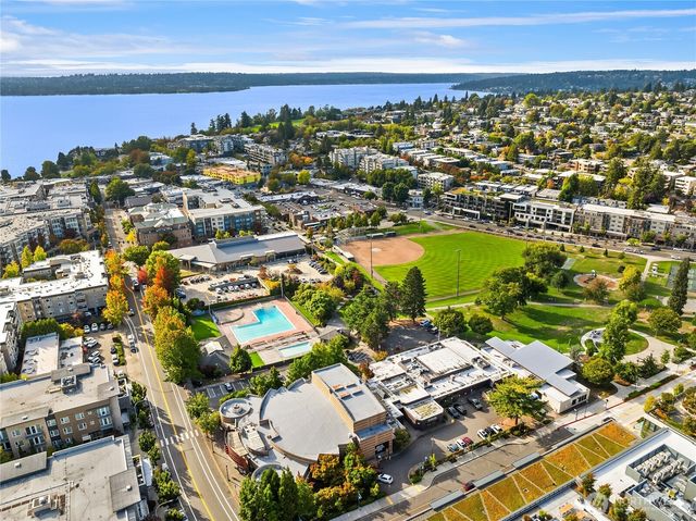 1106 3rd Street, Kirkland, WA 98033