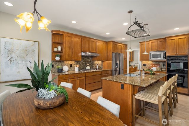 1106 3rd Street, Kirkland, WA 98033