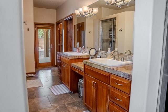 323 Nuevo Hacienda Lane NW, Los Ranchos, NM 87107