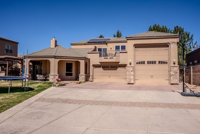 323 Nuevo Hacienda Lane NW, Los Ranchos, NM 87107